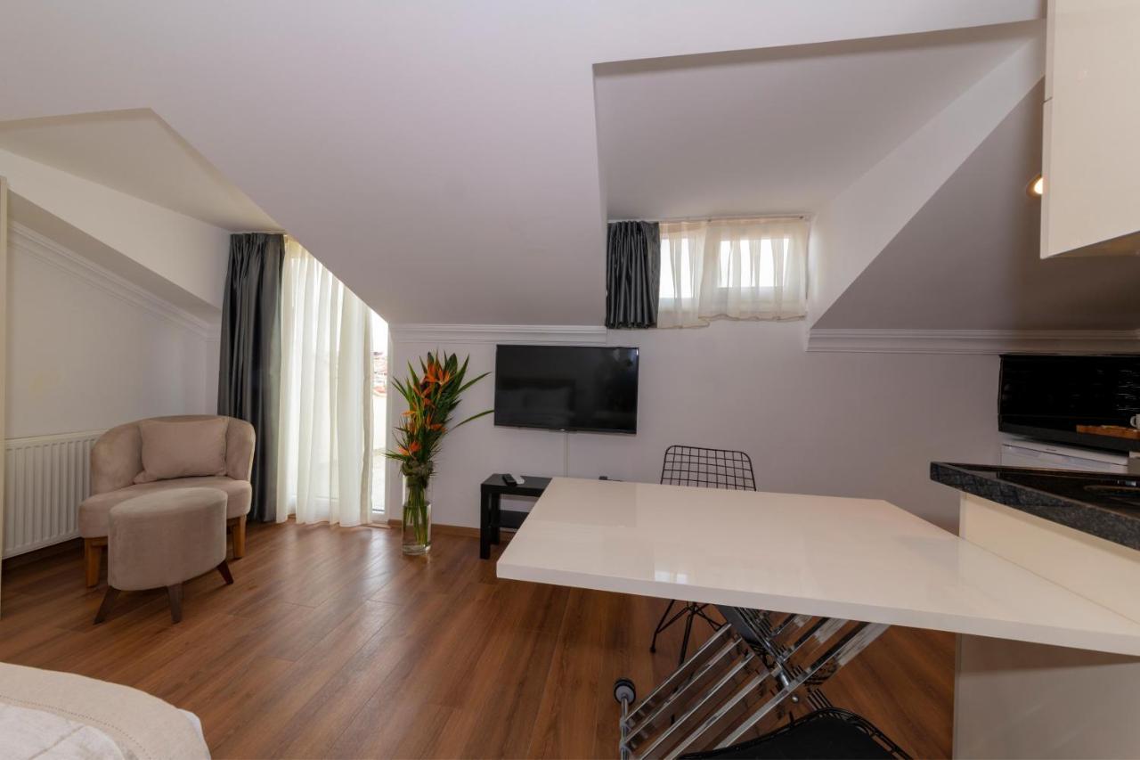 Joy Suites Istanbul Bagian luar foto